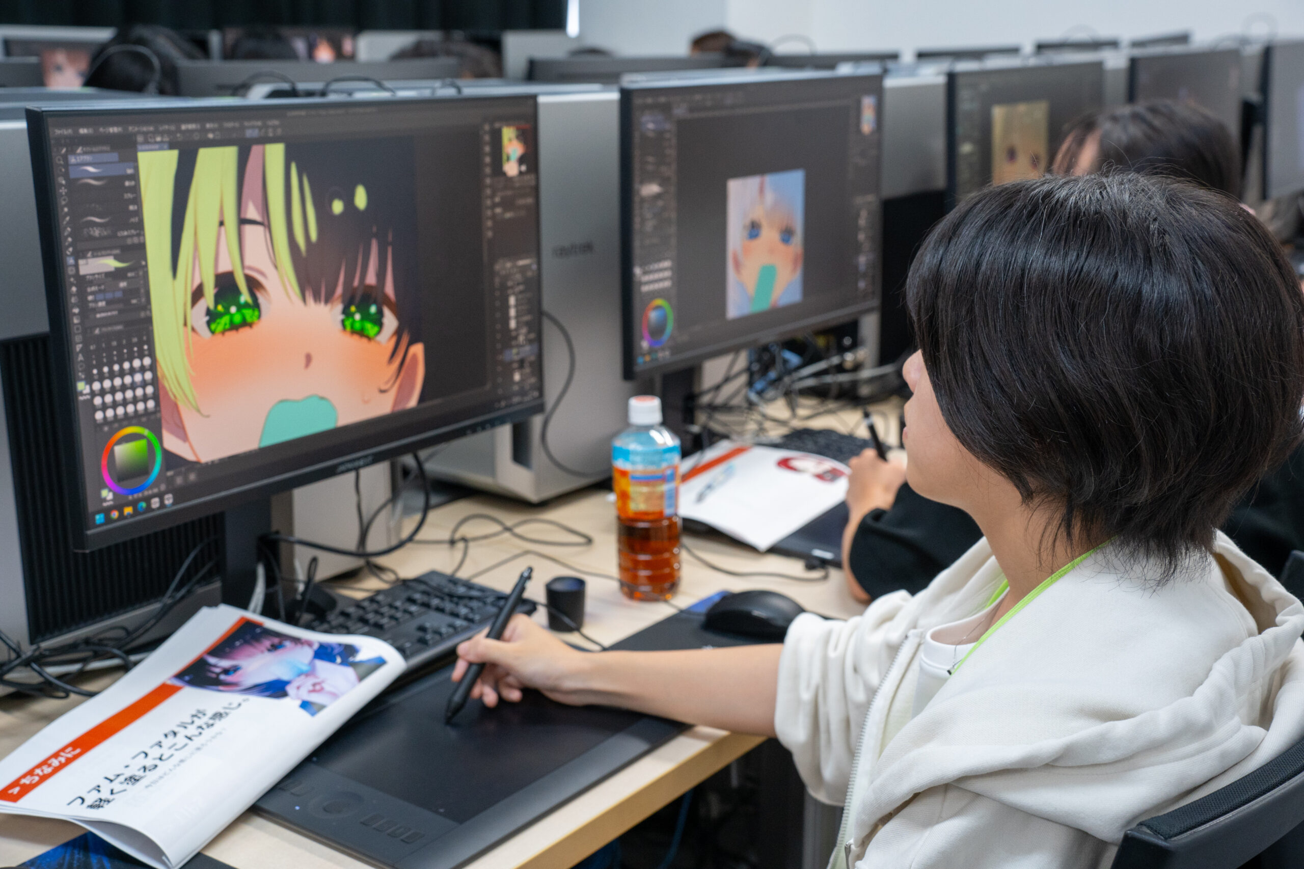 ファム・ファタル講師がイラスト指導！プロの技を体感できます！